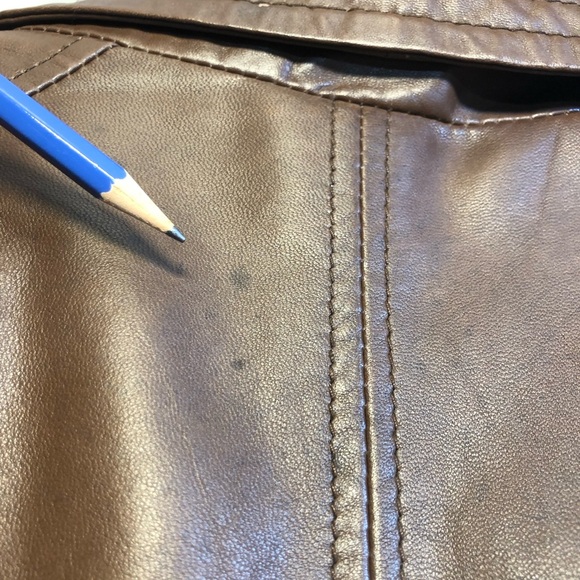 Danier Brown Leather Jacket with Removable Faux Fur trim Women’s Small - Picture 8 of 16
